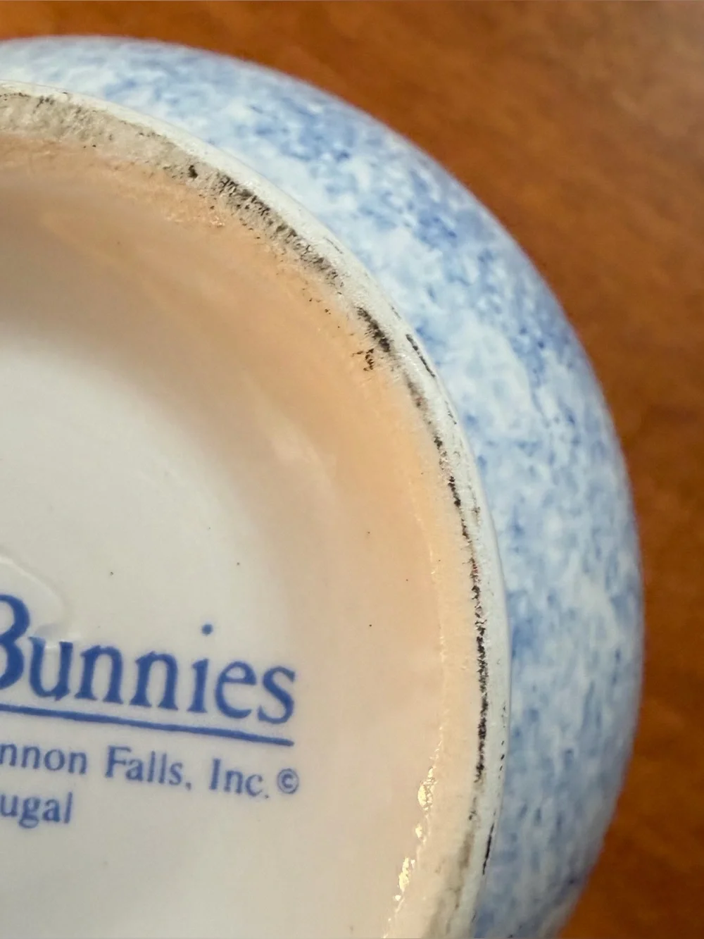 Country Bunnies Ceramic Basket Portugal Hand-Painted Cottagecore Kitchen Easter
